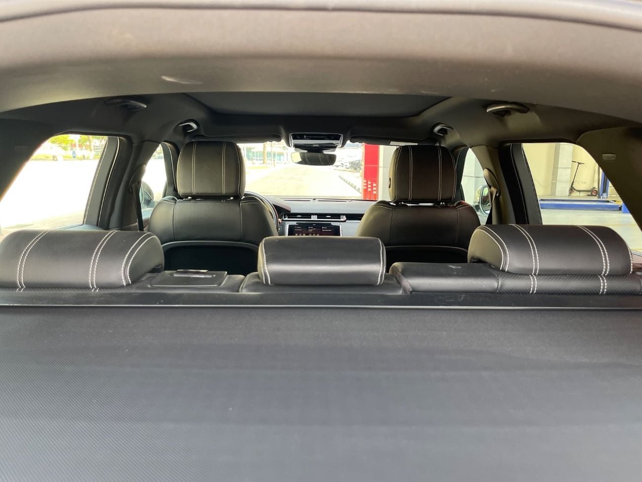 Land Rover Range Rover Velar R-DYNAMIC SE P250 4 cylinder
