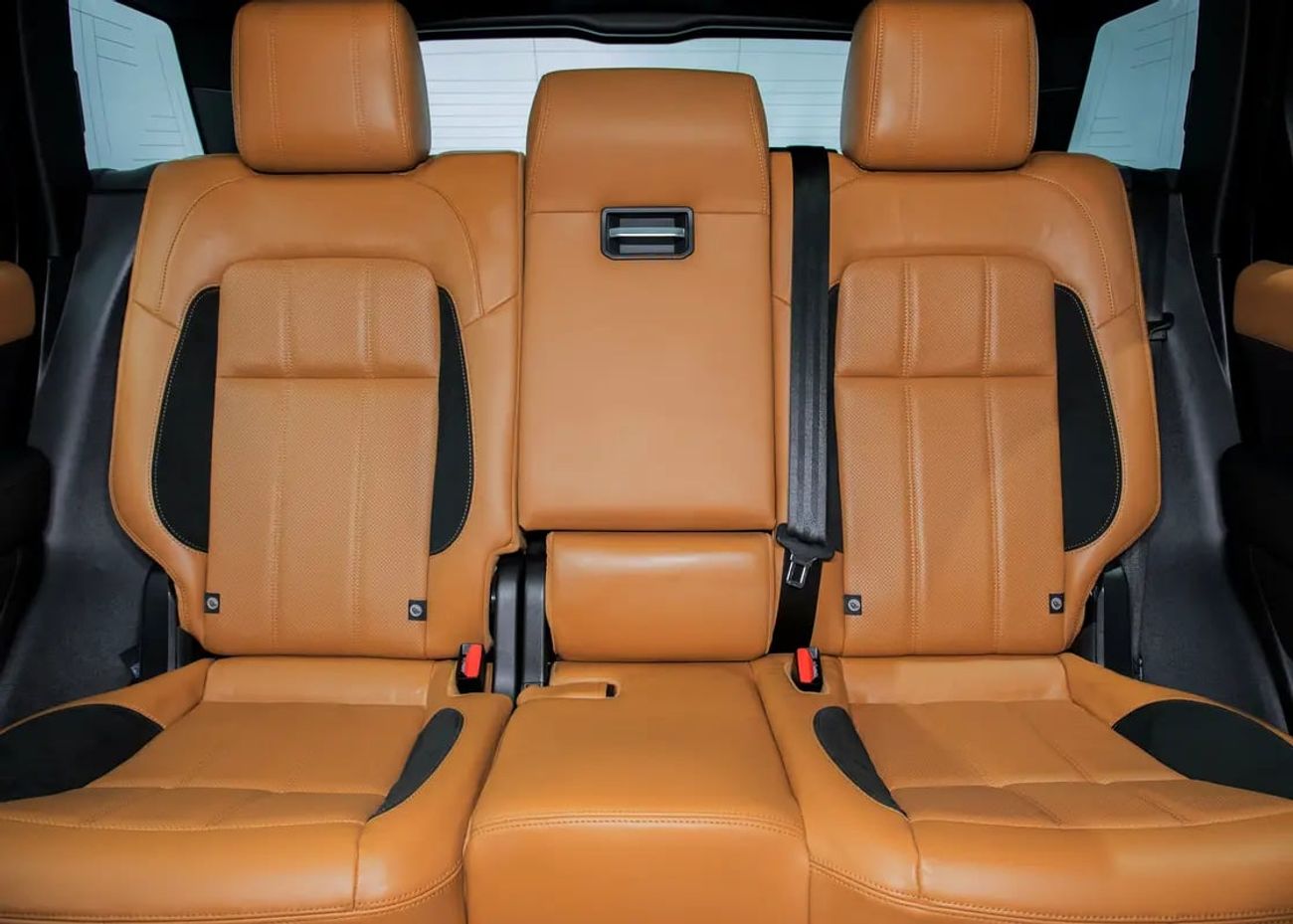 Land Rover Range Rover Sport HSE 0% Down Payment • Black Edition • Full Service History • GCC