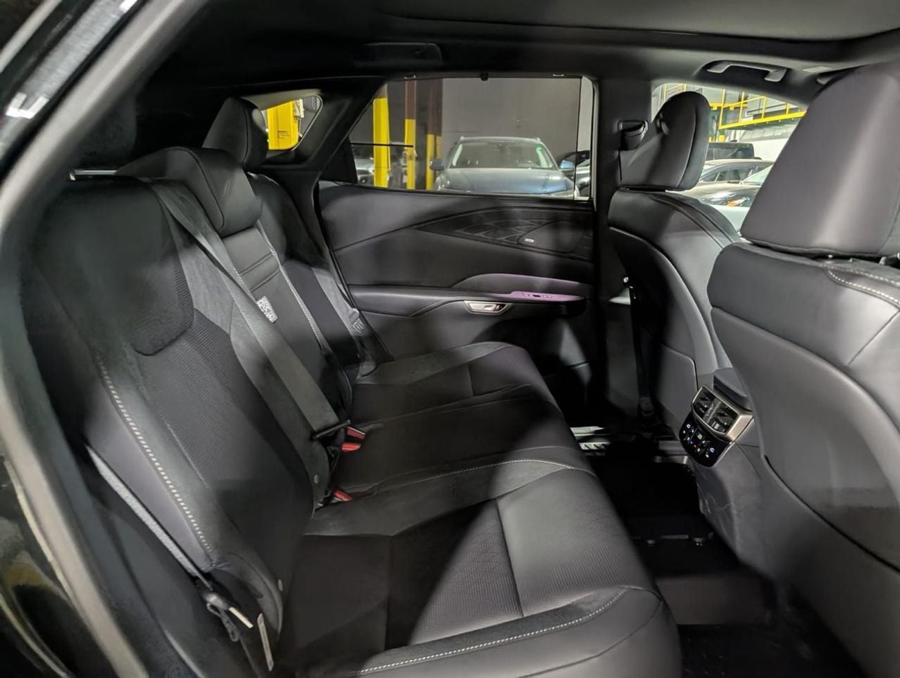 لكزس RX 350h بلاتينيوم Hybrid