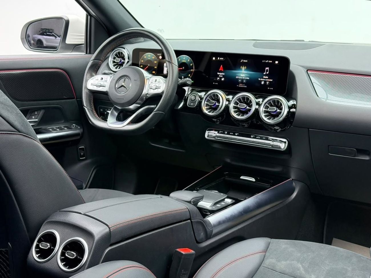 Mercedes Benz GLA 200 STANDARD 2022 Mercedes-Benz GLA 200, Agency Warranty+Service Contract+Full Service History, GCC Specs.