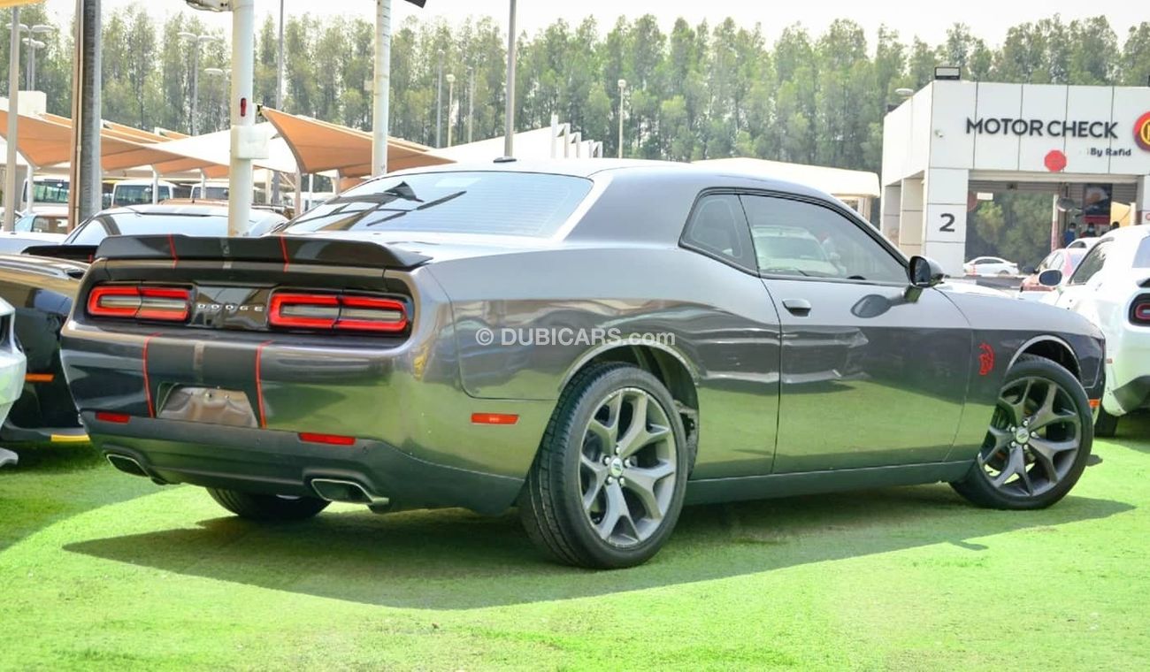 Dodge Challenger SOLD!!!!!Challenger R/T Hemi V8 5.7L 2019/ Original AirBags/ Leather Interior/ Excellent Condition