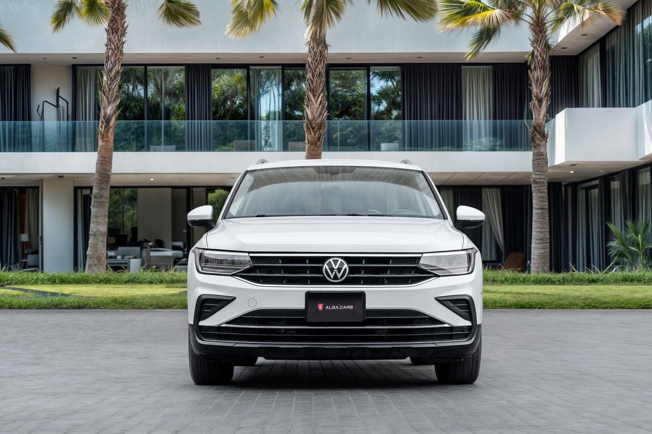 Volkswagen Tiguan Life Tiguan Life | 1,273 P.M | 0% Downpayment | Low KMs