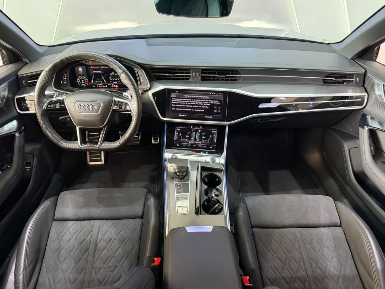أودي RS6 ستاندارد إصدار RS6