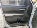 Toyota Tundra STANDARD Crewmax SR5 | GCC specs V8 5.7L Excellent Condition