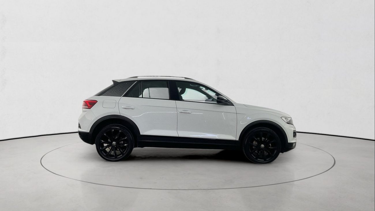 فولكس واجن T ROC SPORT BLACK EDITION | شامل الضمان | 0 ﺪﻔﻋﺓ ﺃﻮﻟﻯ