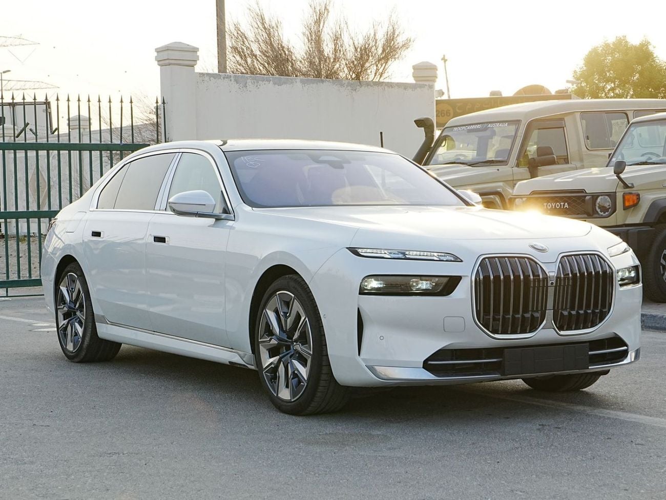 BMW 740i
