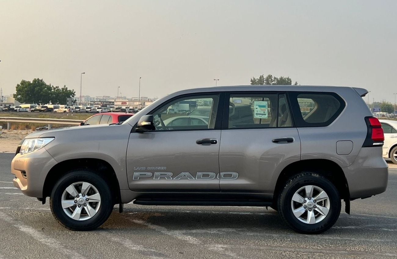Toyota Prado TX-L 2022 Toyota Prado TX 2.7L V4- AWD 4x4 - No accident - 2 key Rear Sensor -