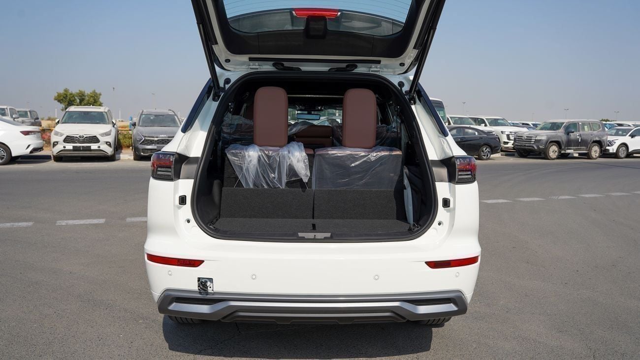 Mitsubishi Outlander PREMIUM Brand New 2026 Mitsubishi Outlander High Line (G03) 2.5L | 7-Seater SUV | GCC Spec | Export