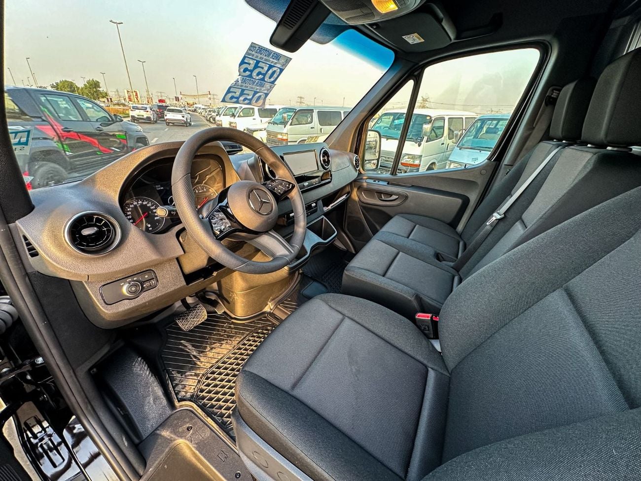 Mercedes Benz Sprinter EXTRA LONG