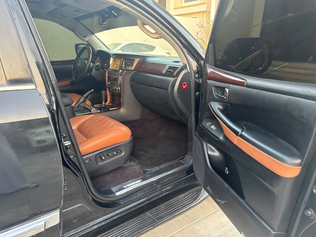 Lexus LX570 TOP