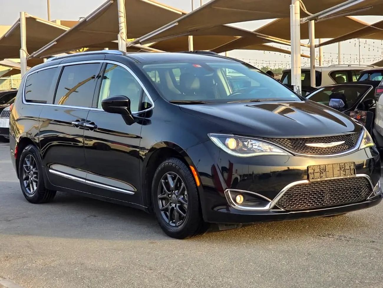 Chrysler Pacifica Van