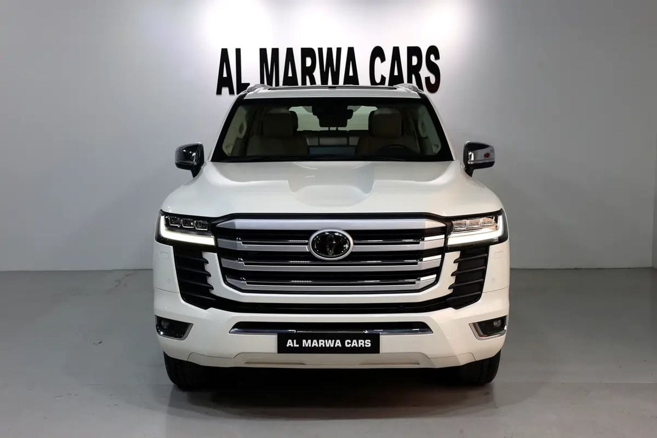 Toyota Land Cruiser VXR GCC Specs-Under warranty-in impeccable condition