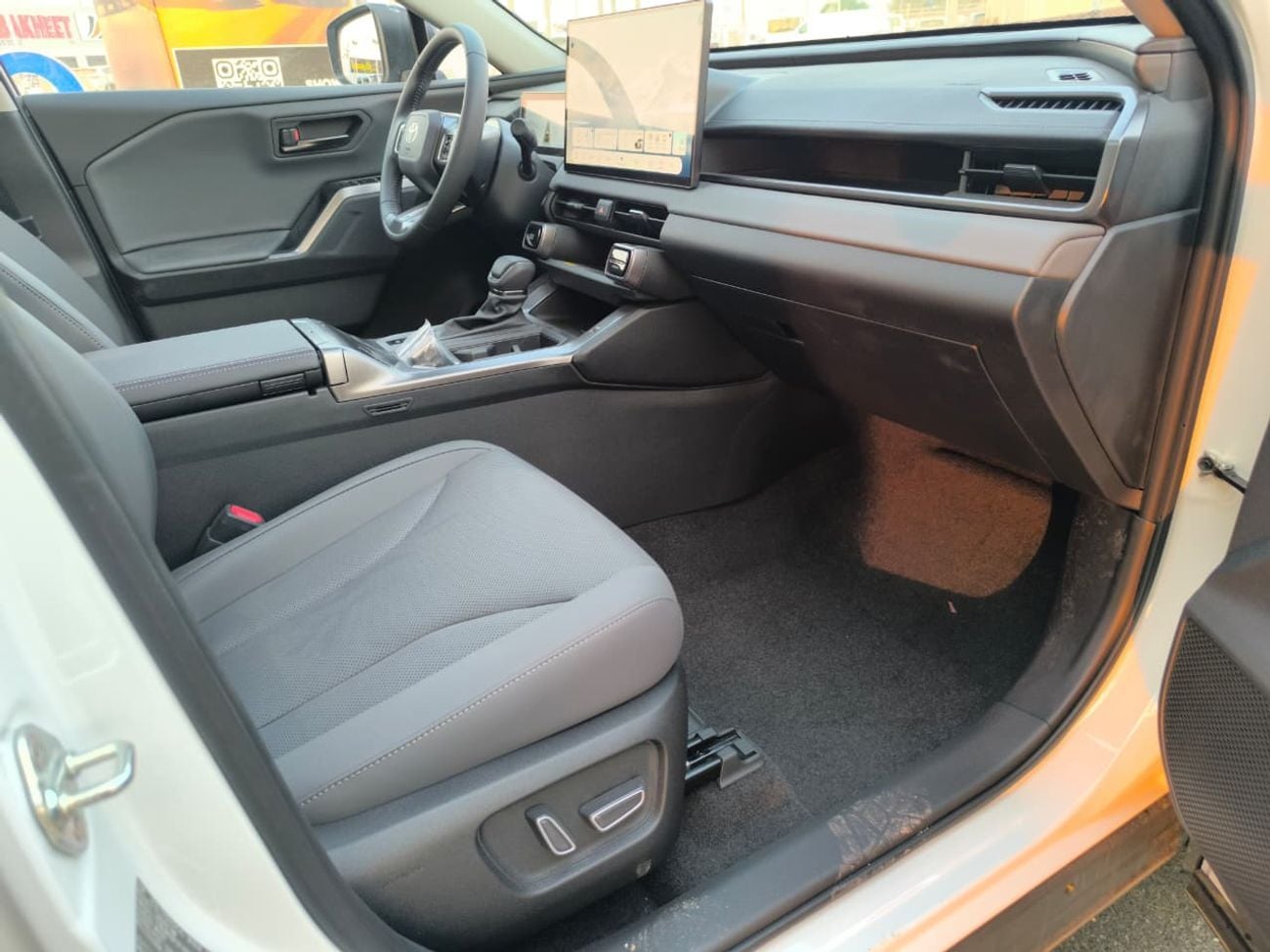 تويوتا راف ٤ XLE 2.0L Petrol 4WD 2026 Chinese Specs