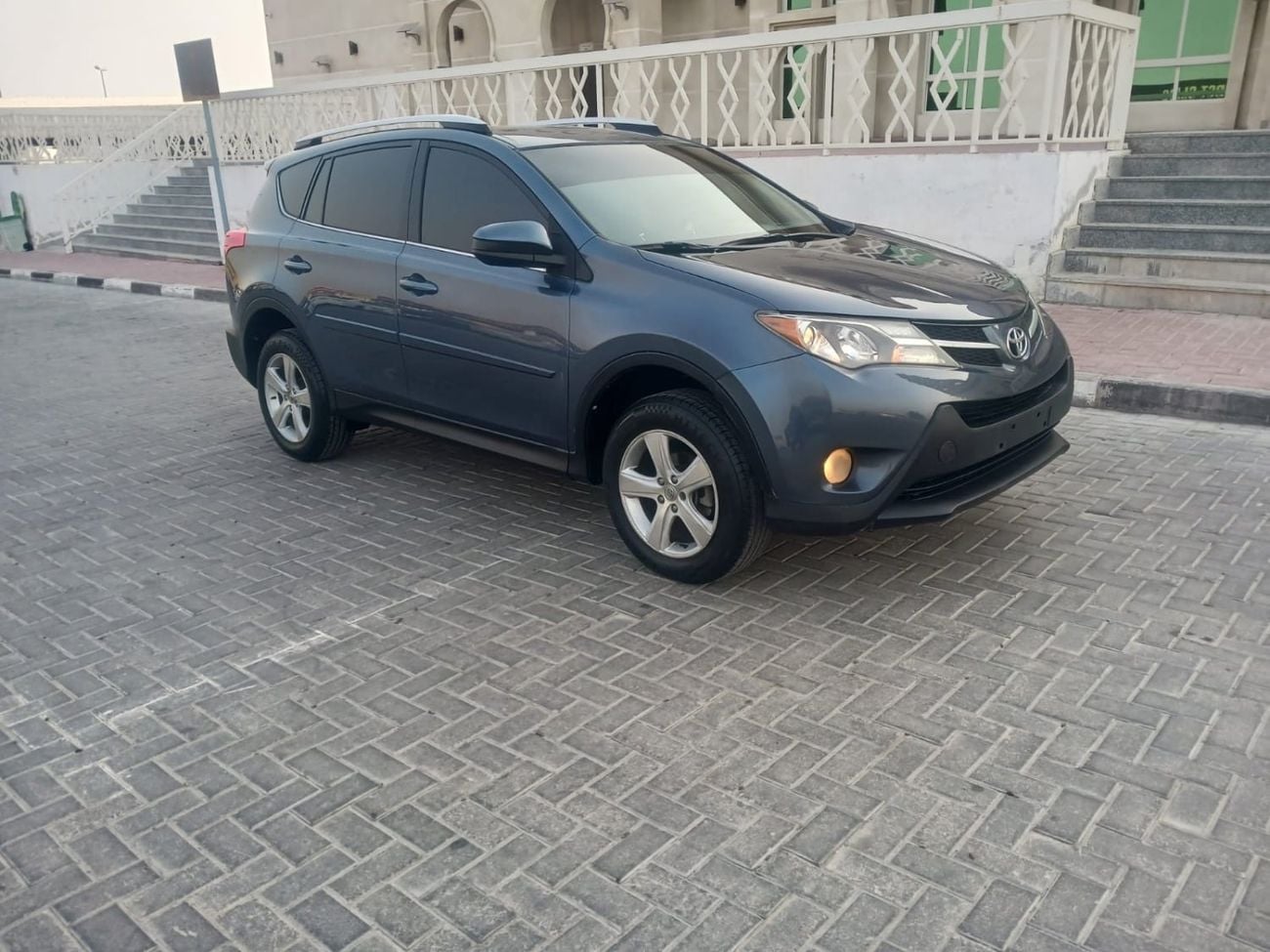 Toyota RAV4 2014