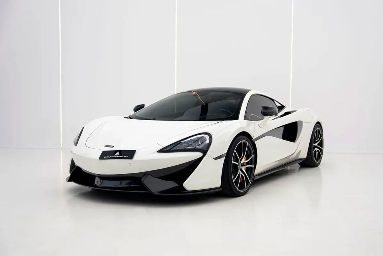 مكلارين 570S ستاندارد GCC SPECS | VISIBLE CARBON FIBRE | 31,109 KM