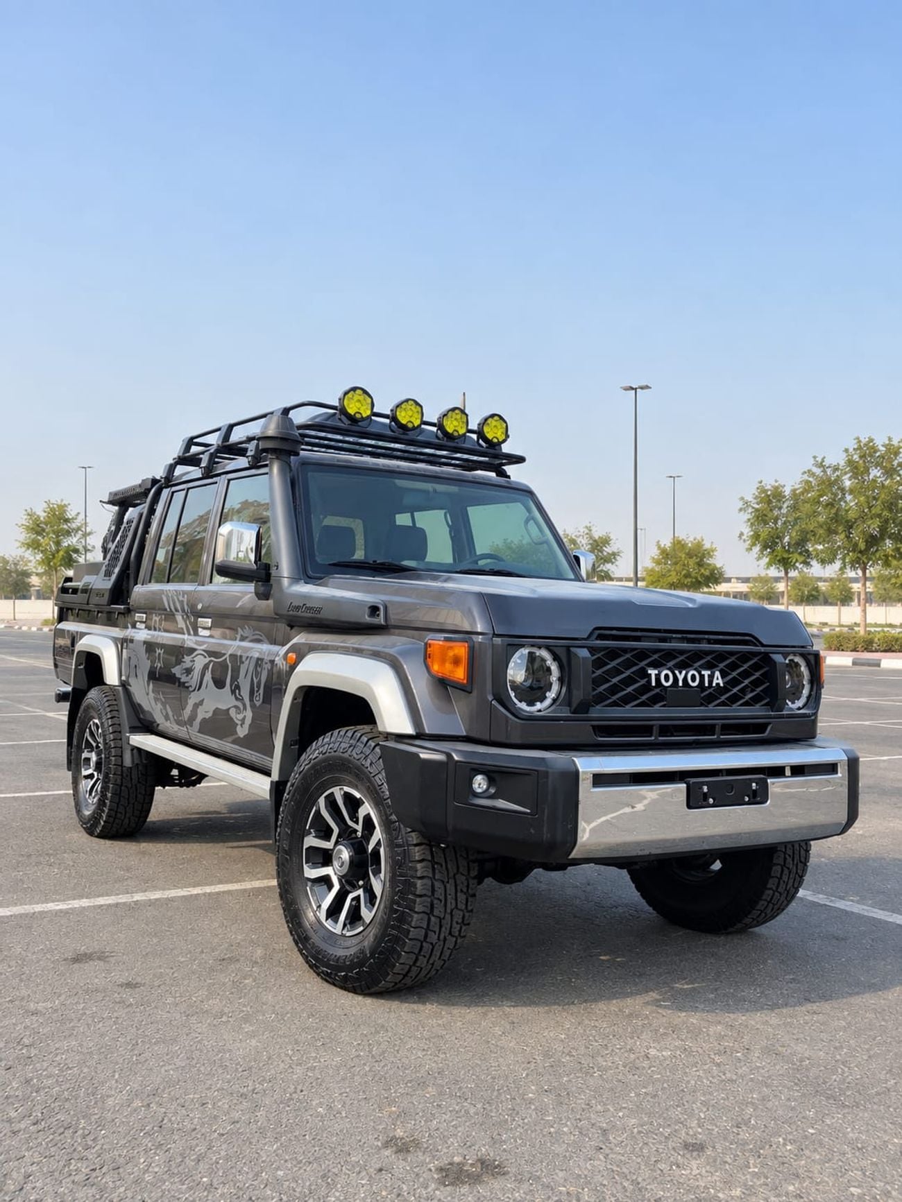 Toyota Land Cruiser Pick Up Toyota landcruise pickup 2016model 4.5L v8 1vd diesel engine Colour Grey Transmission Manual Interior grey 5seater 4DOORs