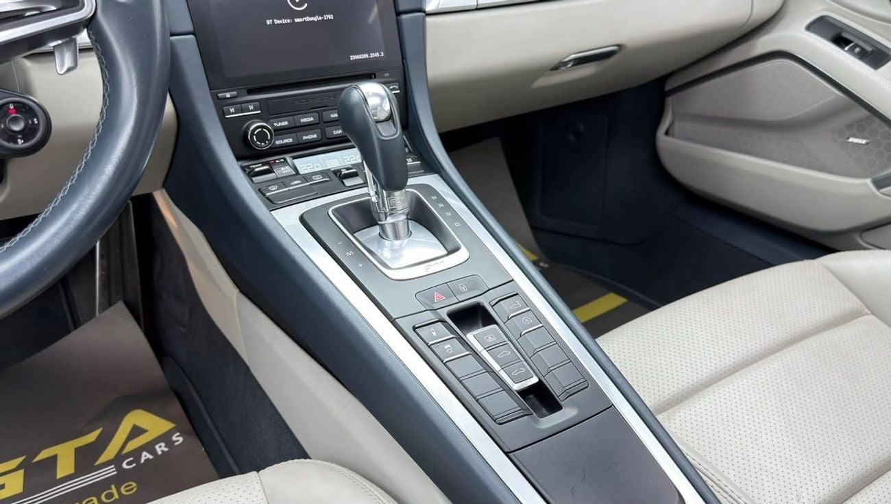 Porsche 911 CARRERA S