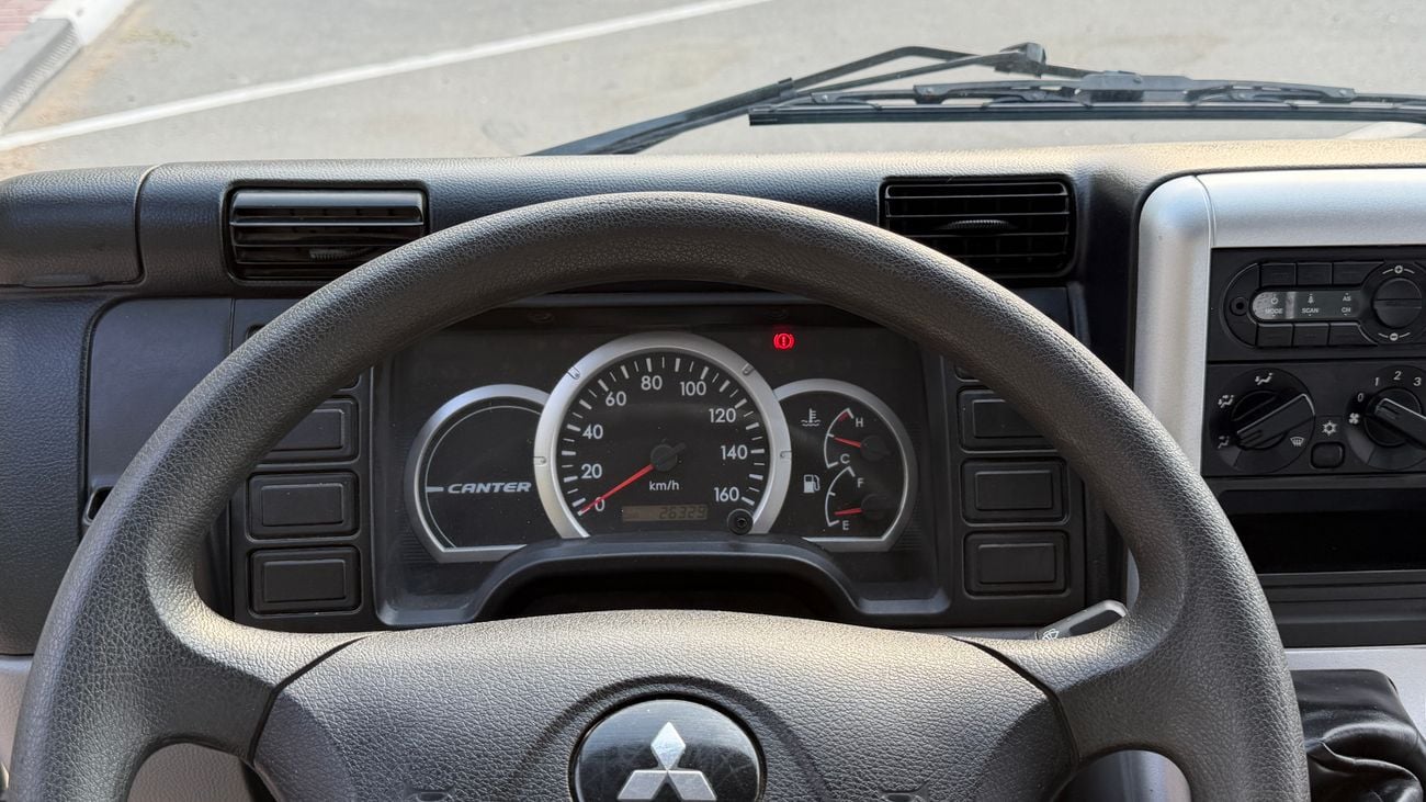 Mitsubishi Canter STANDARD
