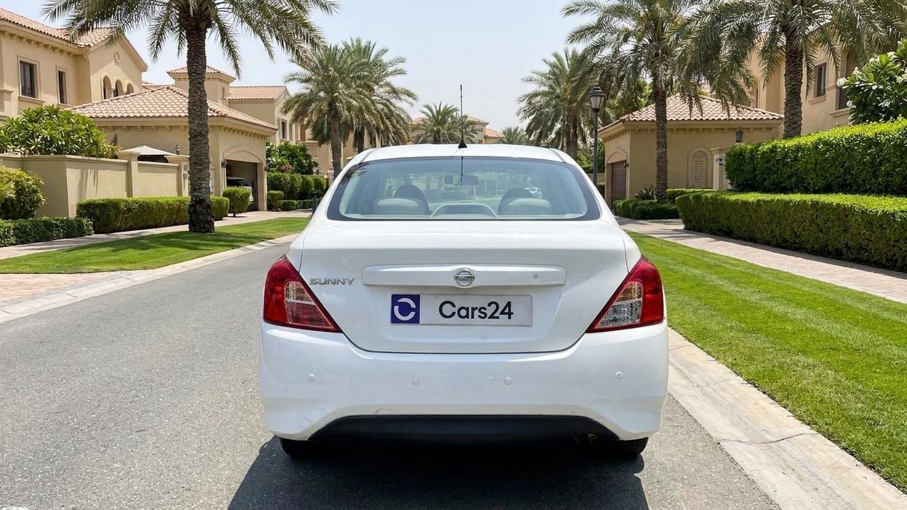 نيسان صني SV كارس24 هي سوق ضخم للسيارات المستعملة موثوق ومضمون ٪كارس24 هي سوق ضخم للسيارات المستعملة موثوق ومضمون