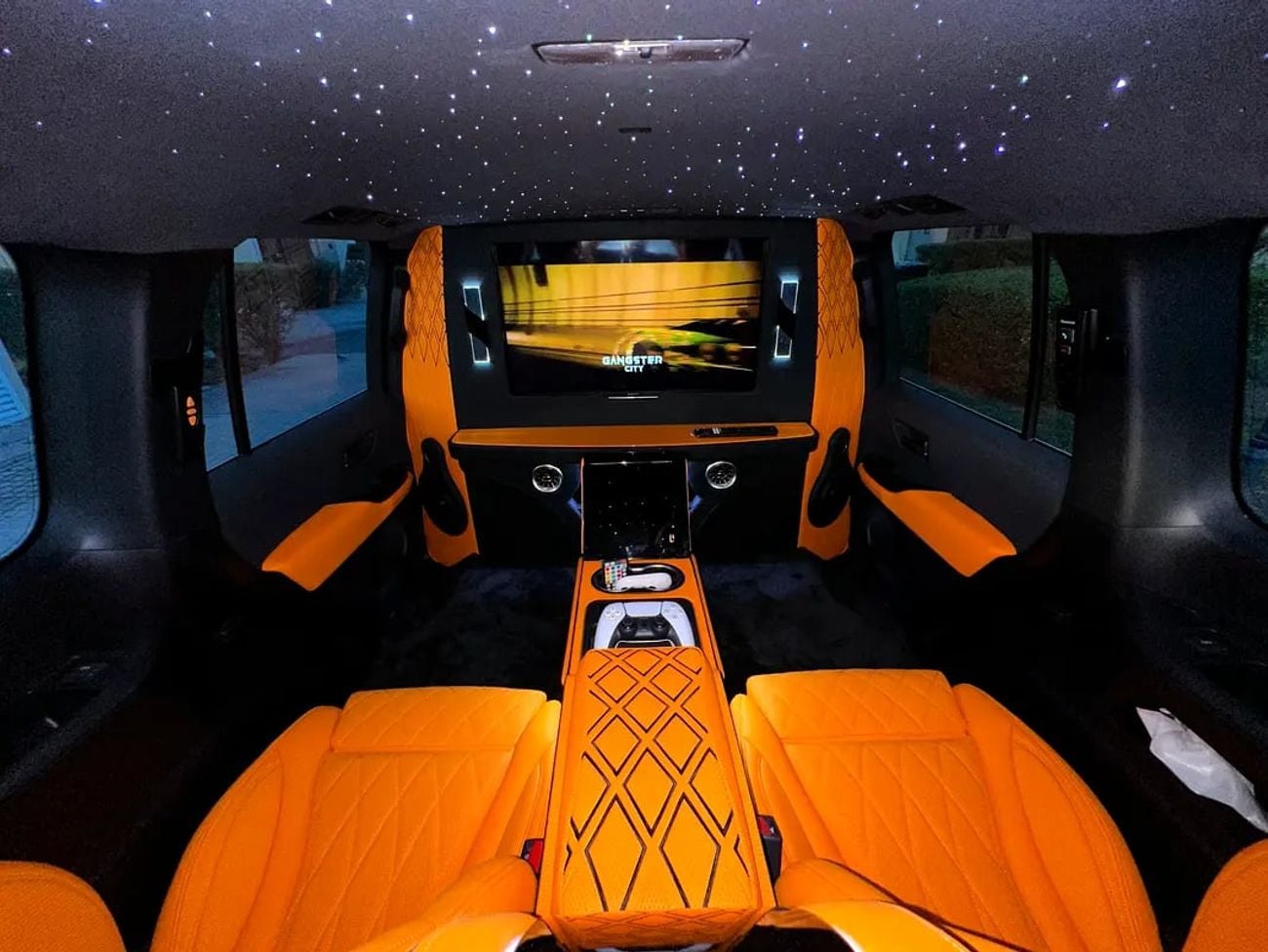 تويوتا لاند كروزر VIP Edition, Wald Body Kit, Gcc, Brand