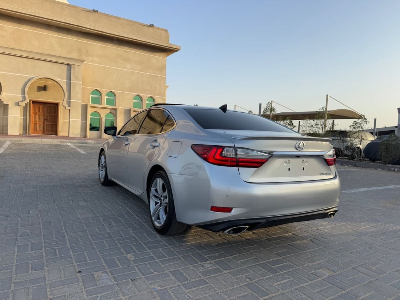 Lexus ES350 2016