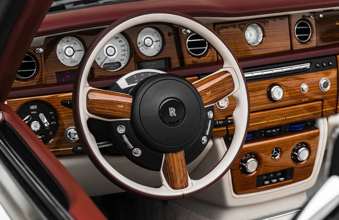 Rolls Royce Phantom 6.75L V12 Twin-Turbocharged Engine