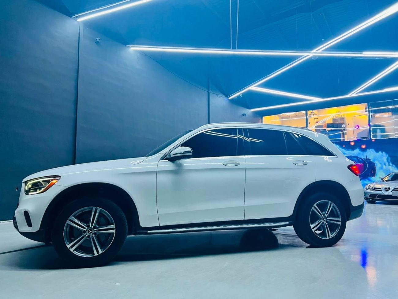 Mercedes Benz GLC 300 PREMIUM PLUS