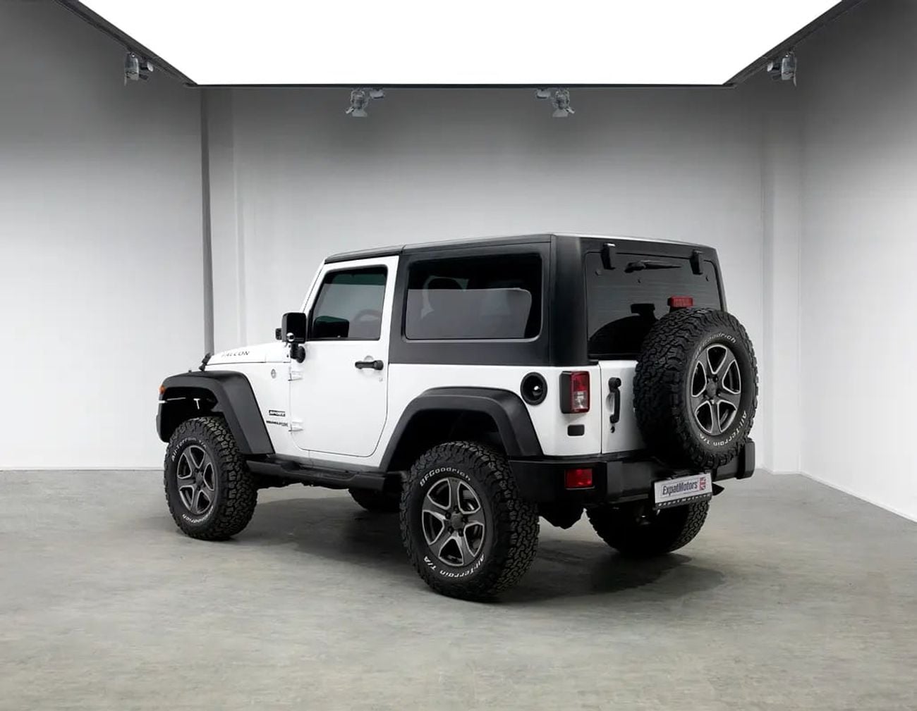 جيب رانجلر سبورت 3DR 4x4 SUV • Full Service History • GCC
