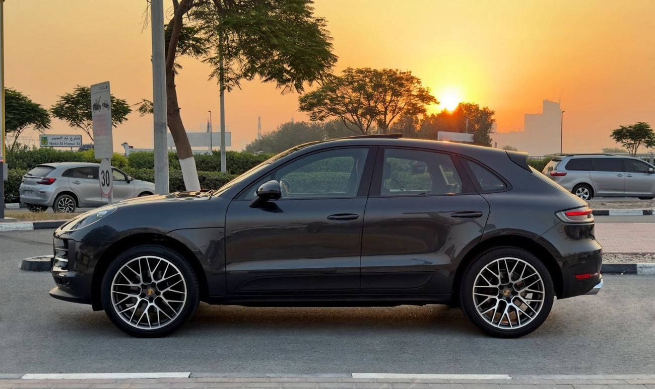 Porsche Macan STD