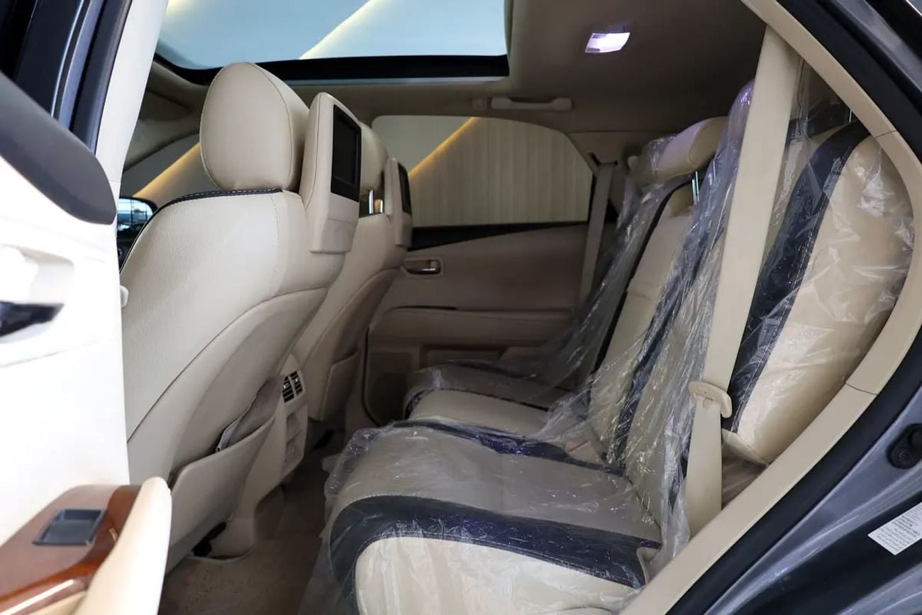 لكزس RX 350 بلاتينيوم | GCC Specs | Pristine Condition