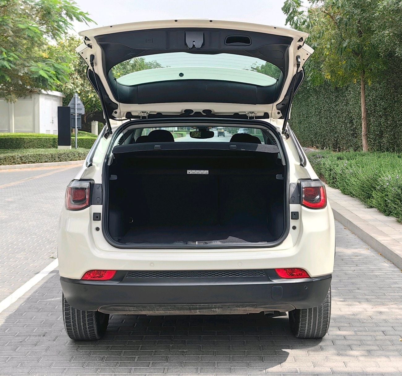 Jeep Compass LONGITUDE