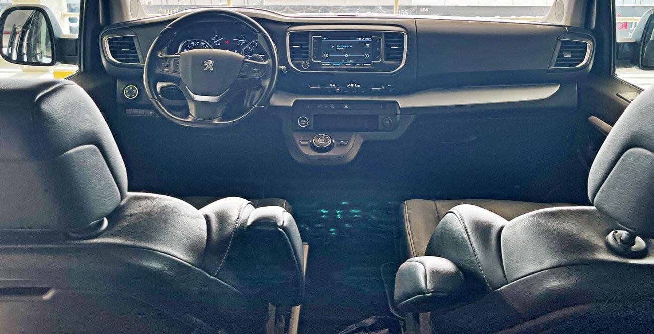بيجو ترافلر AUTOMATIC DOOR, LEATHER INTERIOR-VIP