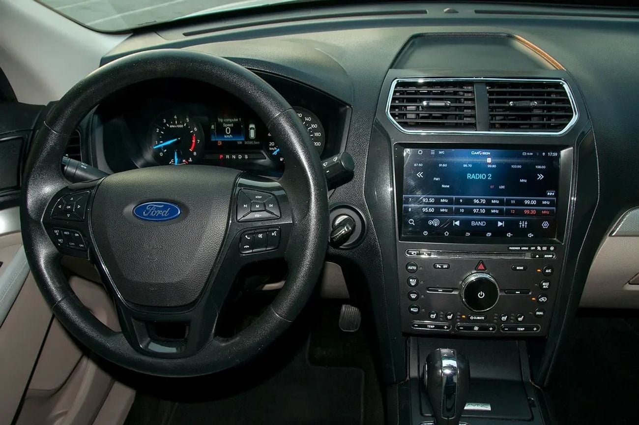 Ford Explorer XLT | GCC Specs | Well Maintained
