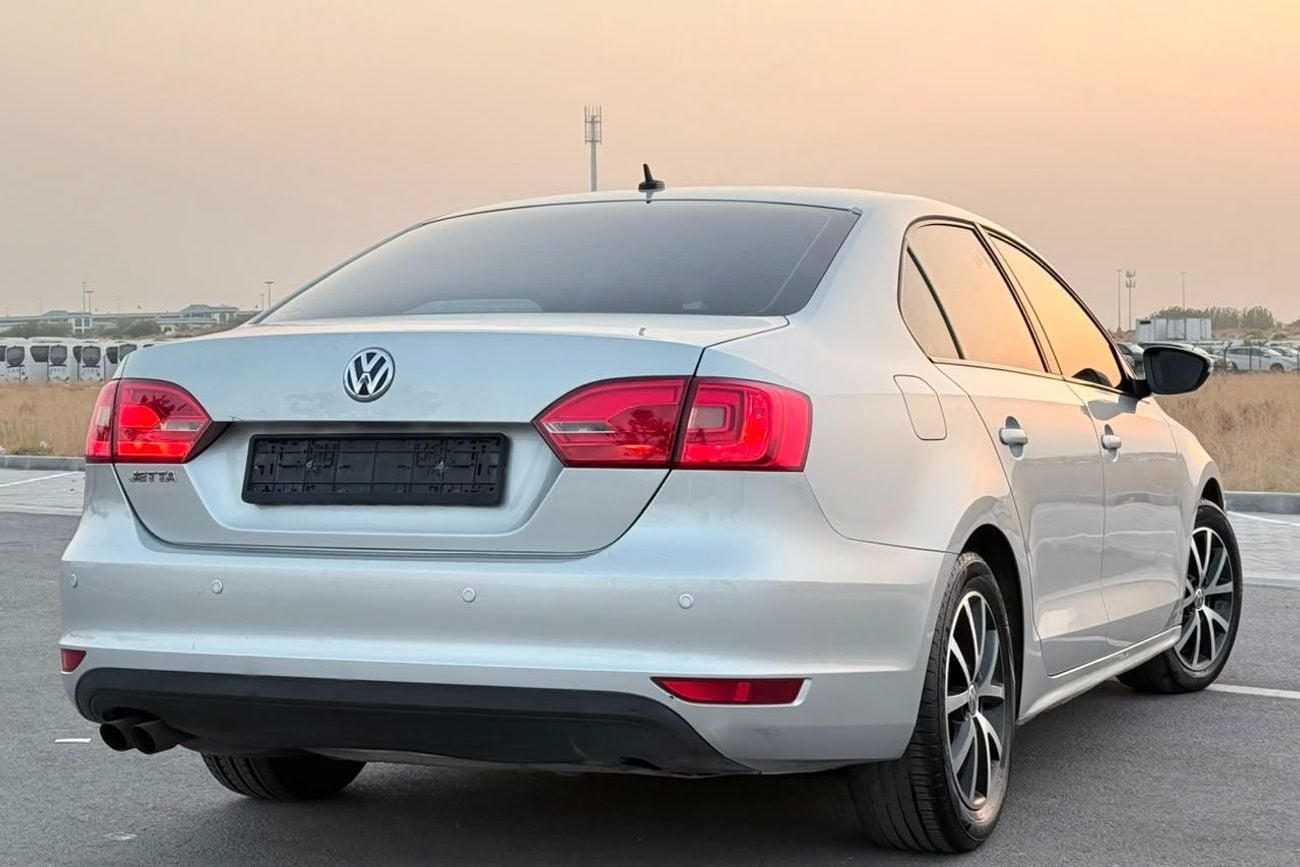 Volkswagen Jetta TRENDLINE S