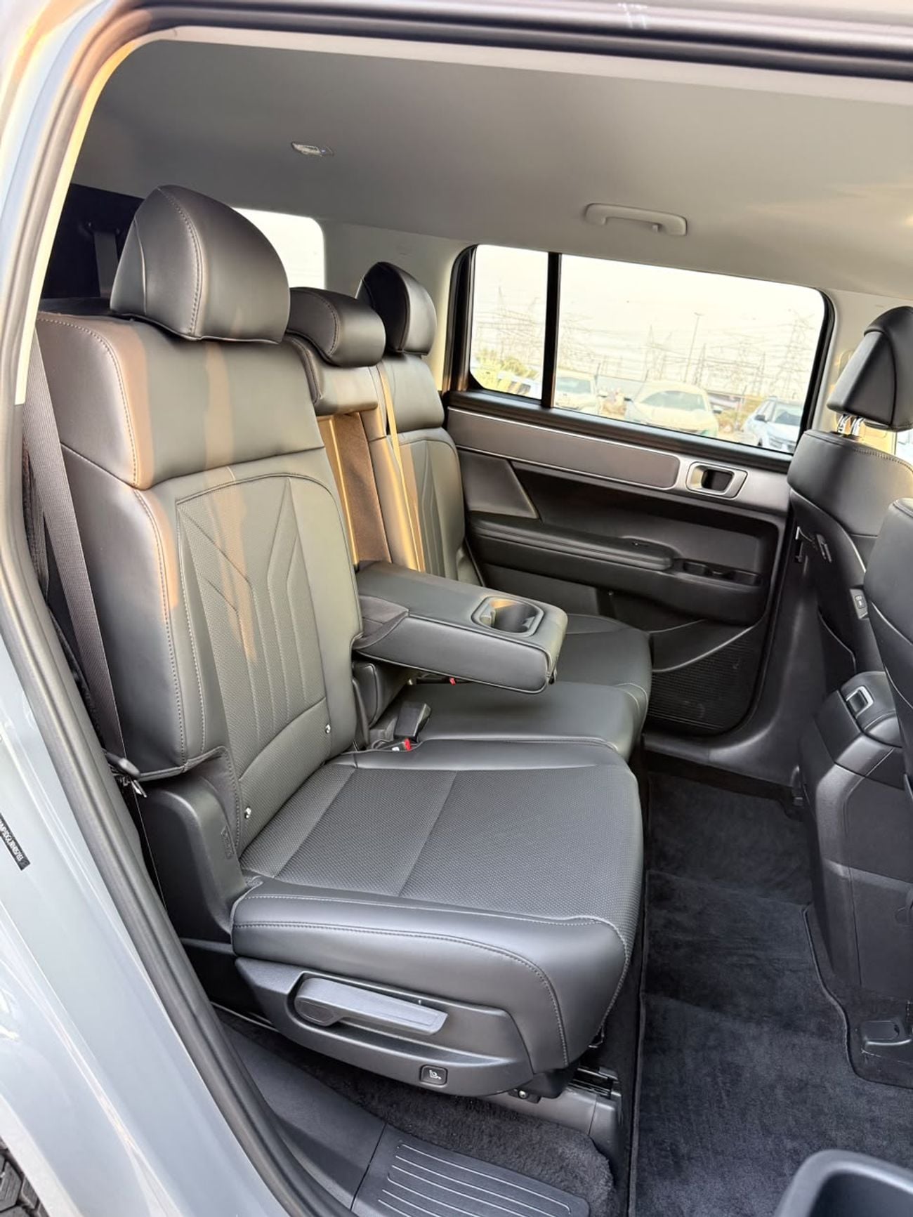 Hyundai Santa Fe SMART PLUS XRT 2.5L Full option sunroof