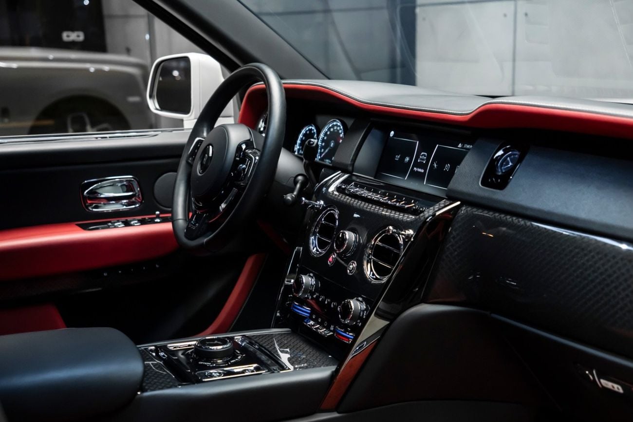 Rolls Royce Cullinan BLACK BADGE