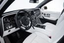 Rolls Royce Cullinan STD (6.8L · 12 Cyl · Automatic · Petrol · SUV/Crossover · All Wheel Drive · 5 Seats · 5 Door)