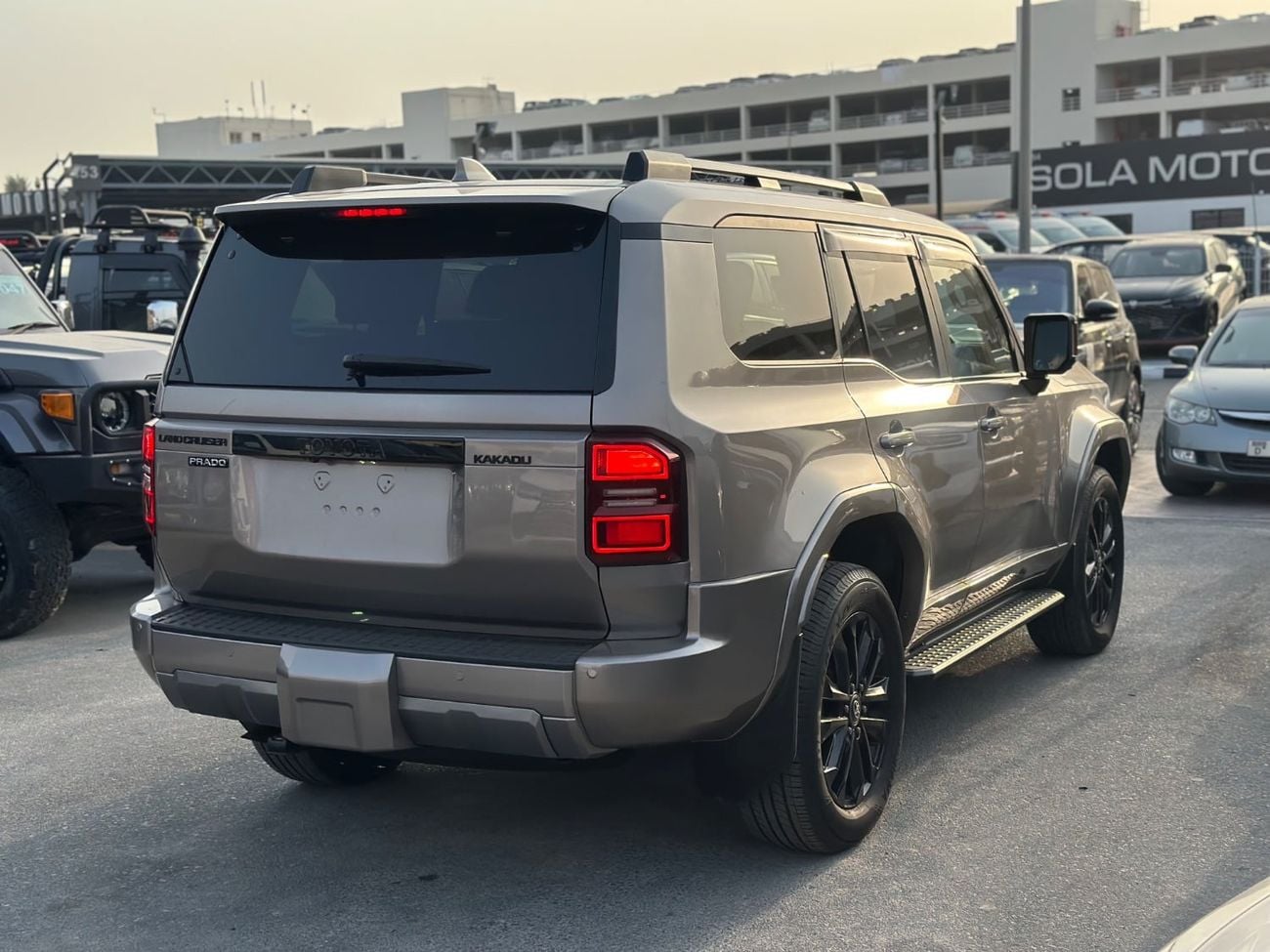 Toyota Prado TOYOTA PRADO KAKADU