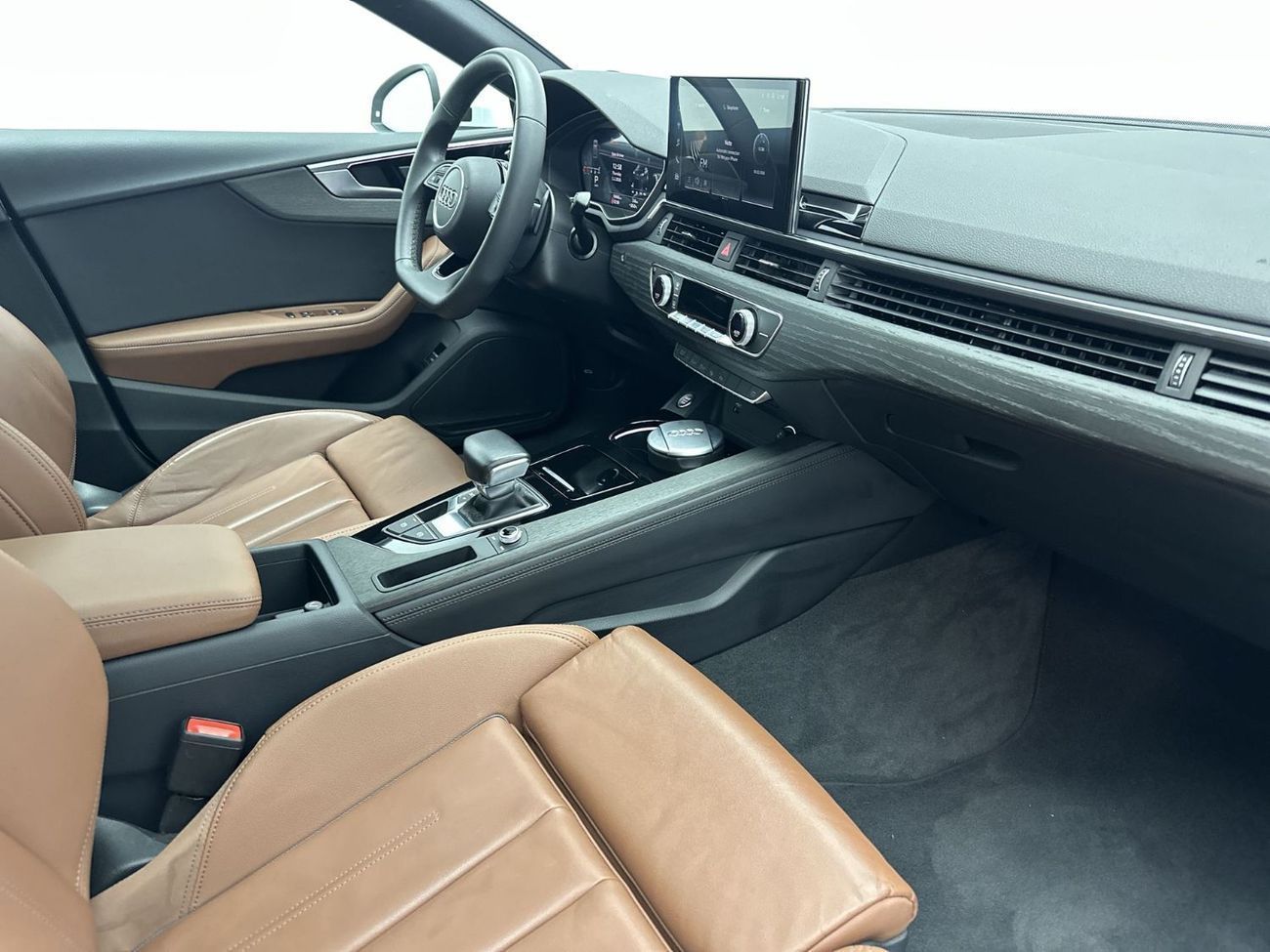 أودي A5 40 TFSI ADVANCED SPORTBACK 40 TFSI 190hp (Ref# 99566)