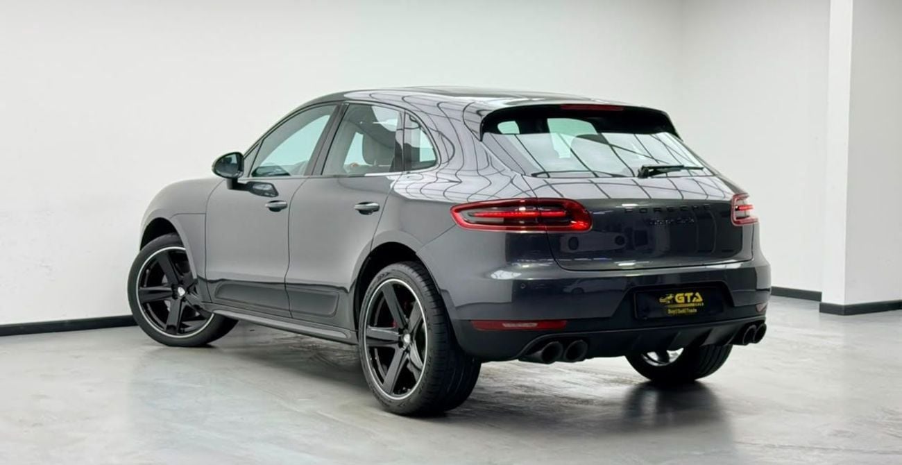 بورش ماكان TURBO
