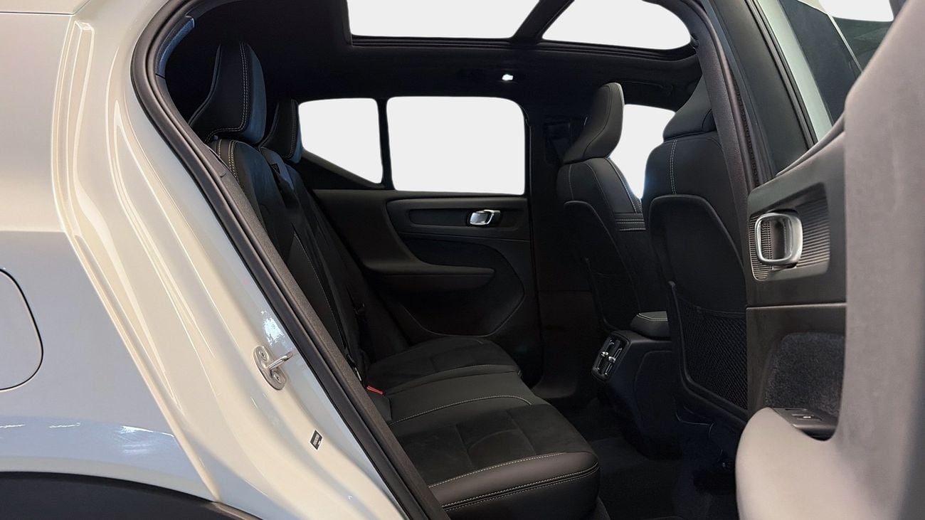 Volvo XC40 ULTIMATE DARK | Guaranteed Warranty | 0 Down Payment