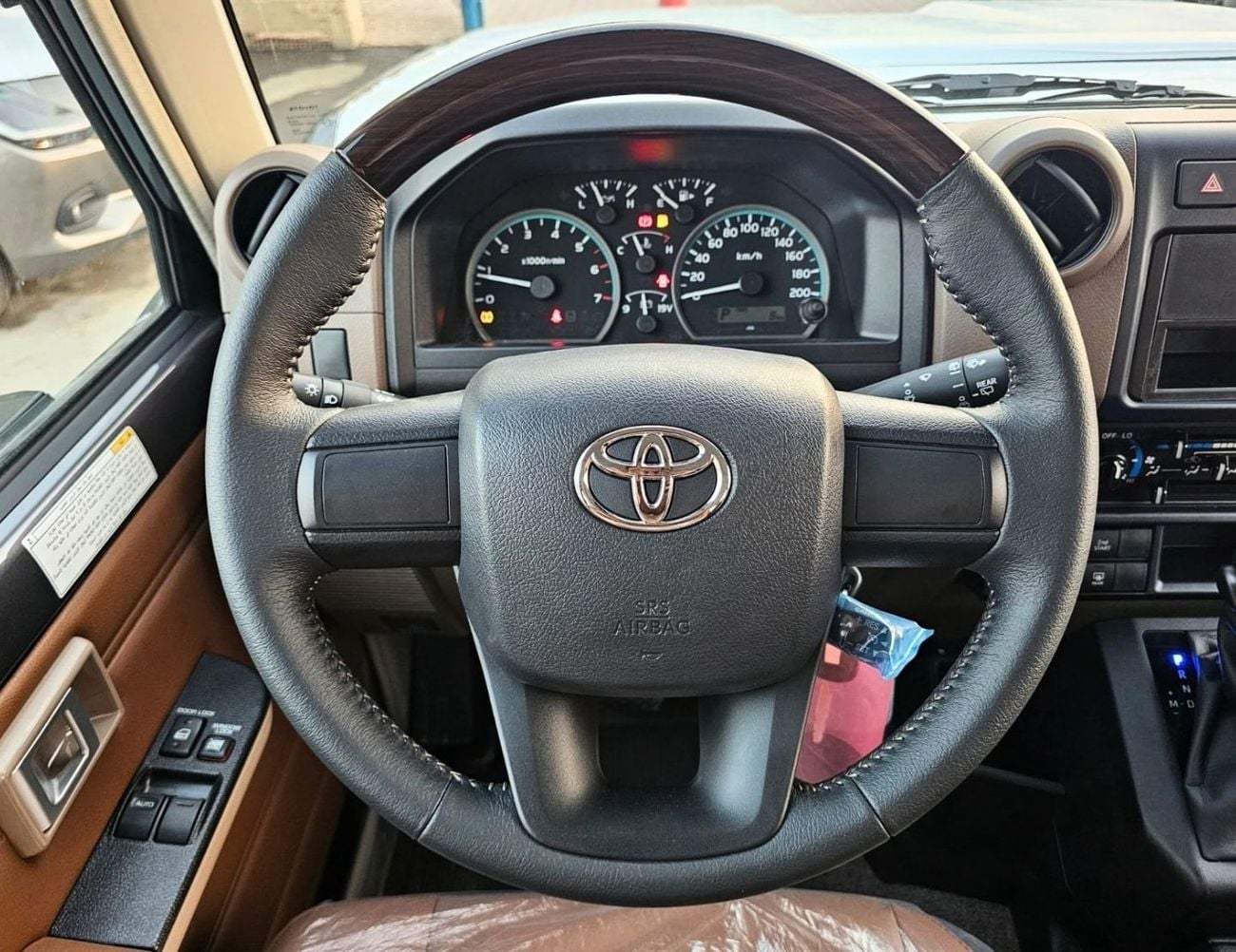 Toyota Land Cruiser 70 LC71 LX HARDTOP || 4.0L PETROL V6 A/T 4WD | DIFF LOCK | WINCH | LST, OVER FENDER (CODE # X71AFY)