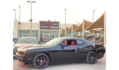 Dodge Challenger SXT