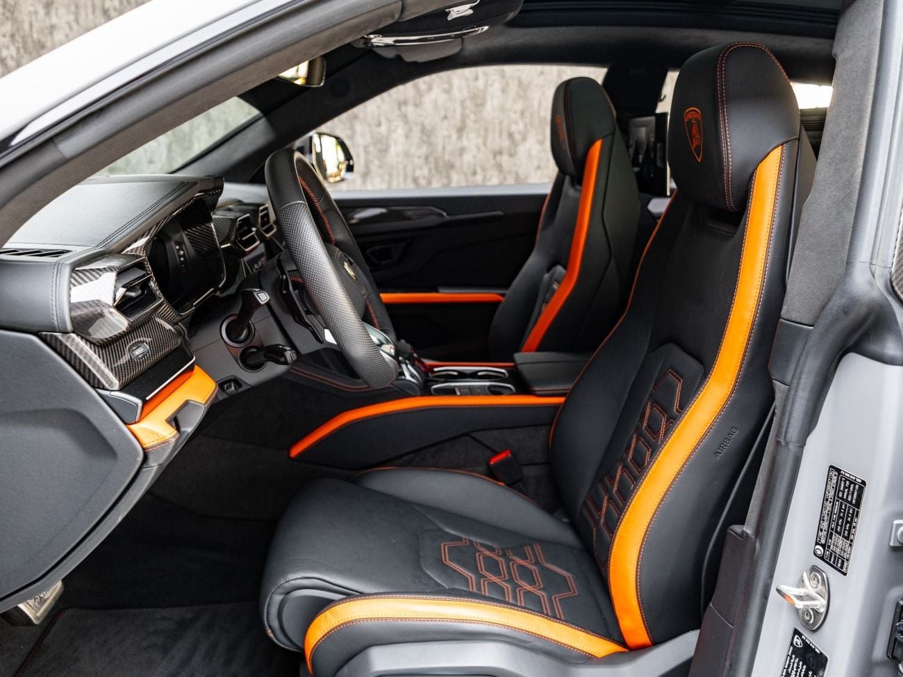 Lamborghini Urus SE BUY NOW, PAY 2027 | THE BLACKLINE STANDARD | 2025 Lamborghini Urus SE, 2030 Lamborghini Warranty