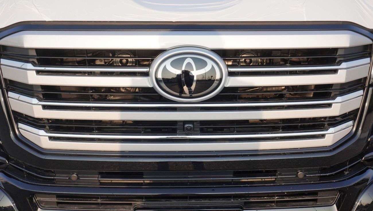 Toyota Land Cruiser VXR TOYOTA -LAND CRUISER VXR HV 3.5 A/T FULL GCC