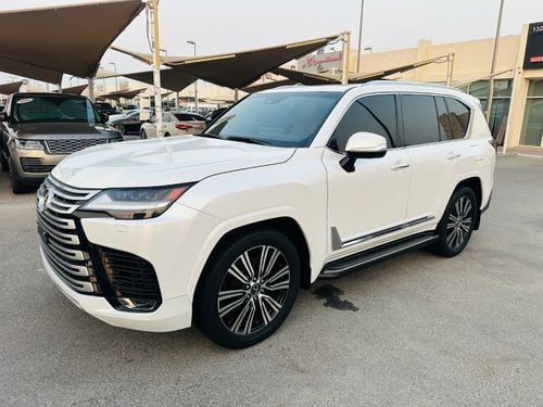 لكزس LX 600 سيجنتشر