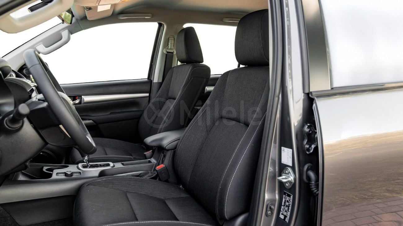 Toyota Hilux HILUX DC 2.8 DIESEL MEV AT 4WD | 2-YEAR WARRANTY + SERVICE AVAILABLE | IN-HOUSE FINANCING | 0% DOWN