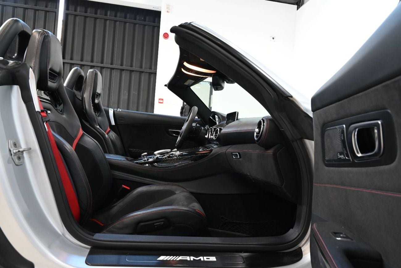 Mercedes Benz AMG GT C 2018 Mercedes-AMG GT C Roadster, Full Service History, Excellent Condition, GCC