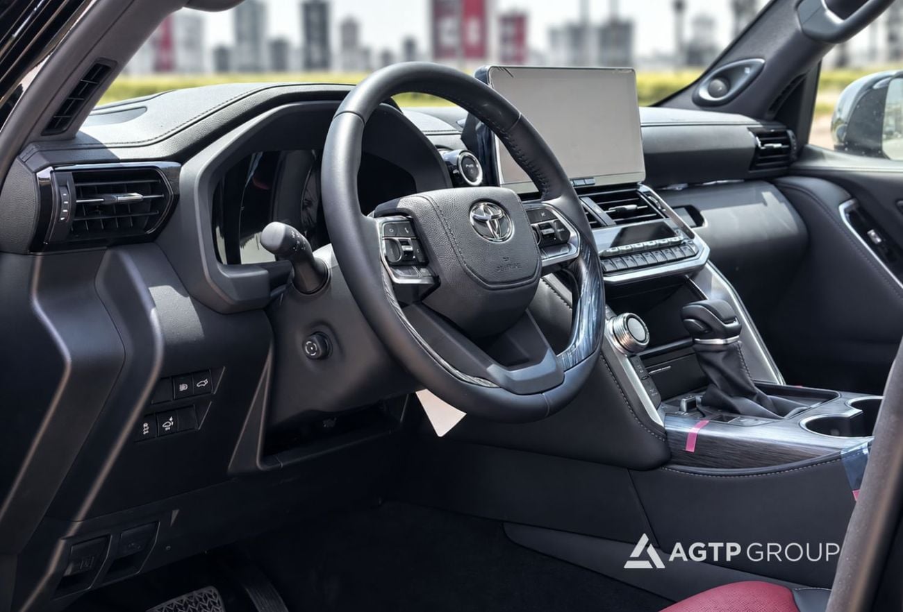 تويوتا لاند كروزر VXR محرك هجين V6 سعة 3.5 لتر موديل 2026 | دفع رباعي | نظام صوت JBL | شاشة عرض رأسية | كاميرا 360 درجة |
