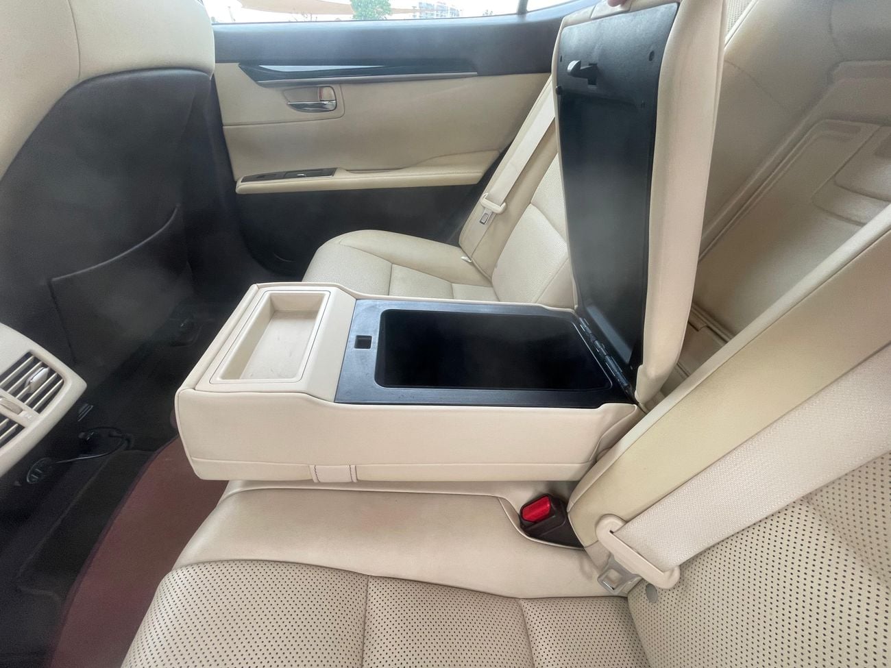 لكزس ES 250 PREMIER